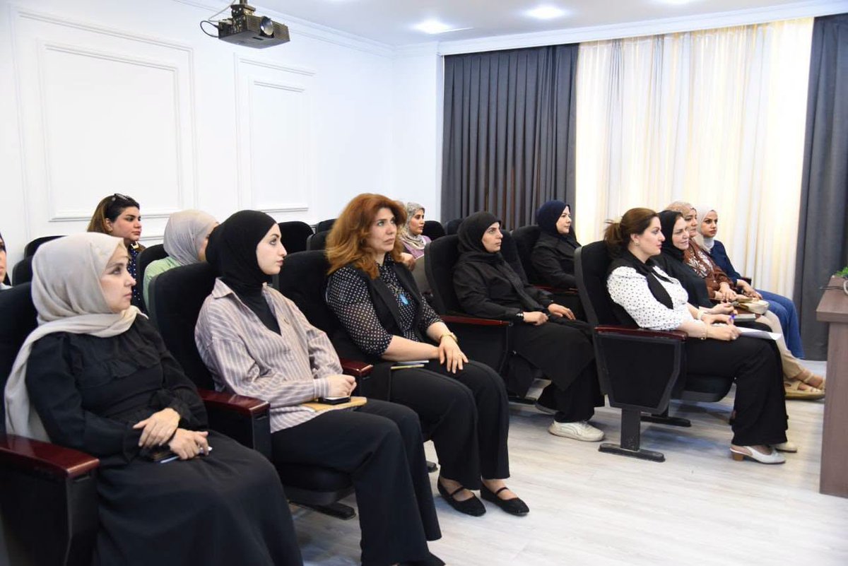 moj_iq's tweet photo. بالتعاون مع دائرة الكتاب العدول واللجنة المركزية للعمل التطوعي ..
 قسم شؤون المرأة ينظم ورشة توعوية خاصة " بالتغيرات المناخية في العراق " " ، لموظفات الوزارة والدوائر العدلية التابعة لها ، في مبنى الوزارة. 

اعلام وزارة العدل
٣٠ / ٦/ ٢٠٢٦ https://t.co/6cfhReaJCM