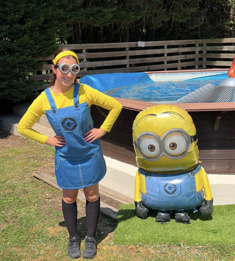 PartyBellesUK's tweet photo. Minion Madness #minion #minionparty #party #entertainer #EntertainmentFocus #entertain #costume #fun #happybirthday #birthdaywishes #celebration #goggles #smile #joy #makememories #pose #balloon #celebrate #birthday #funtimes #kidsparty #childrensparty #dance #dancing https://t.co/HZe9HEg6xp