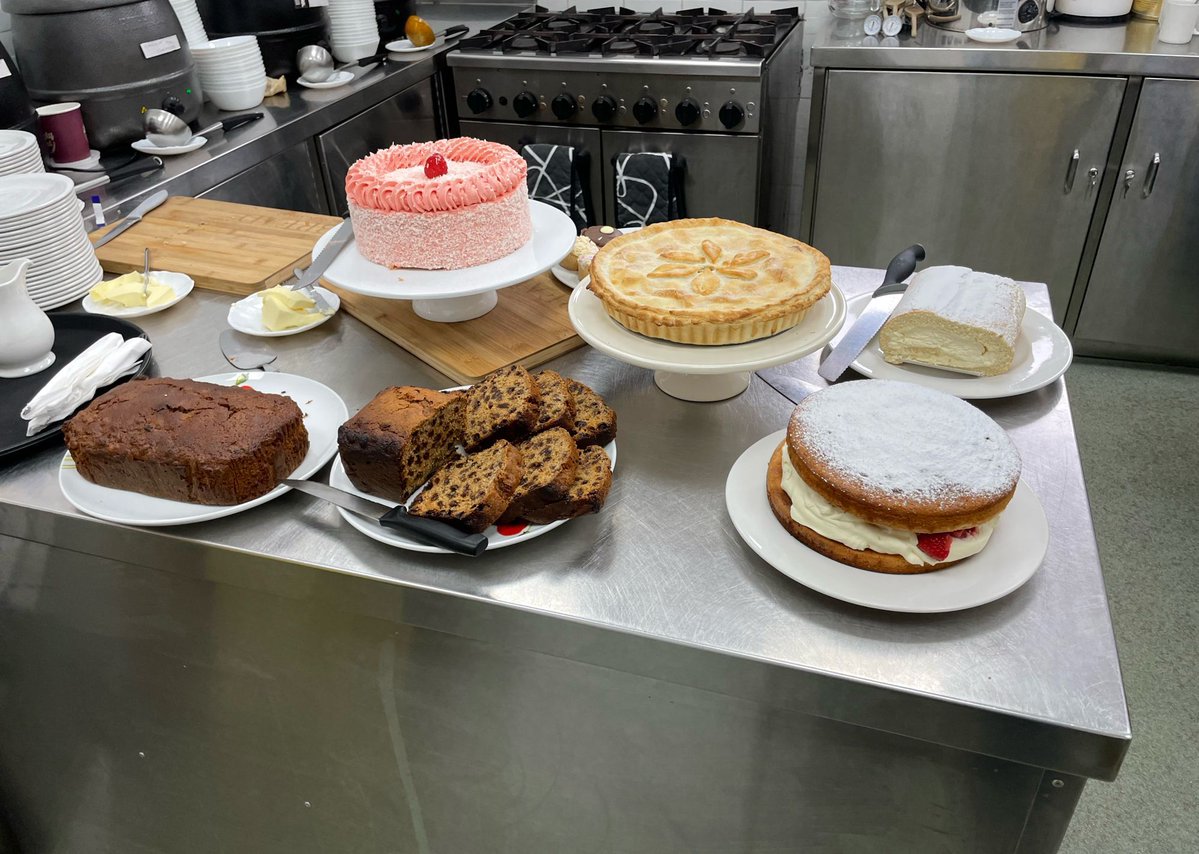 StJohnsRCC's tweet photo. The SJB Community Cafe is open again today from 12-3. Today’s soups are Tomato & Basil, Minestrone, Chicken & Rice and Carrot & Coriander. Here is our delicious selection of cakes plus biscuits and tea/coffee. #SJBUddingston #CommunityCafe https://t.co/LQclvvrZLy