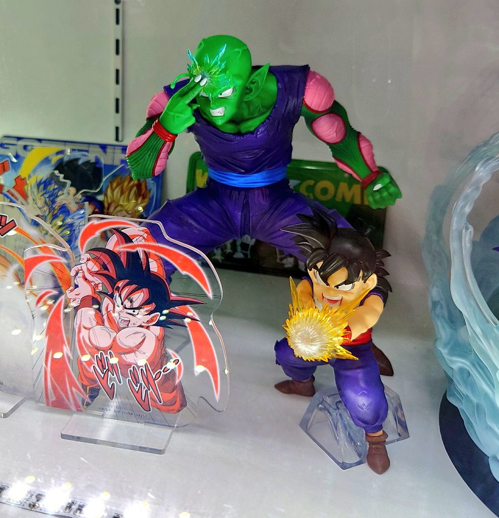 Tarquie_fb's tweet photo. 一番くじ ドラゴンボール スペクタクルバトル 先行展示を見てきた感じ
・親子かめはめ波のフィギュアは思ったより大きいけどプライズ感否めない
・孫悟空 BURSTANT はラストワンよりA賞のほうが角度選ばなそう
・B悟飯、Cピッコロは小さめ、Dベジータはプライズの持ってなければ
⇒A賞が一番欲しいかも https://t.co/HgOI7CHLwa
