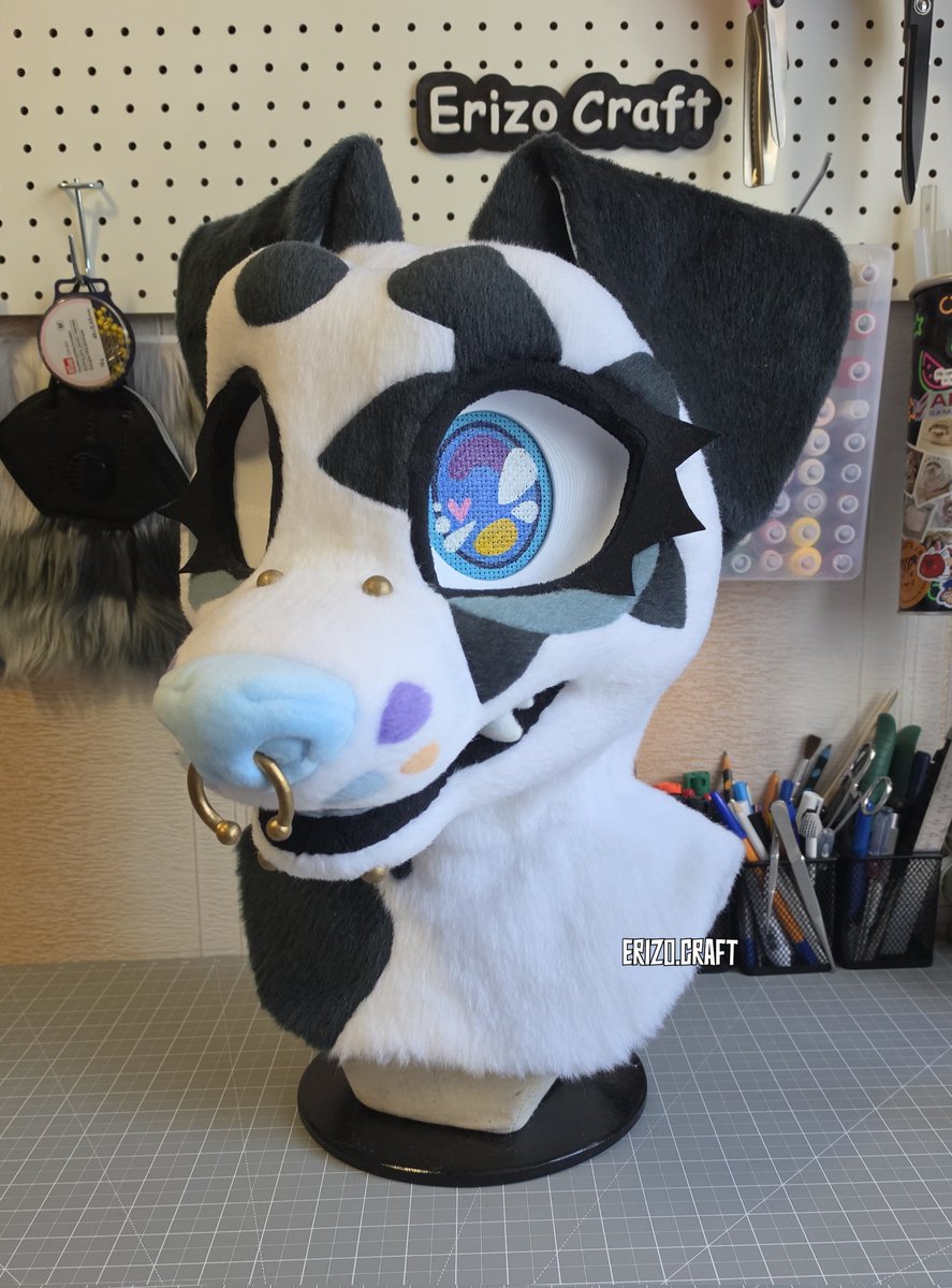 ErizoCraft's tweet photo. 🗯💣💙 – Dalmatian baby for @Pikaziet 
• 19 work | MEDIUM partial 
• Head, paws, tail, feetpaws, fursuit bag https://t.co/V9gcnuKGcZ
