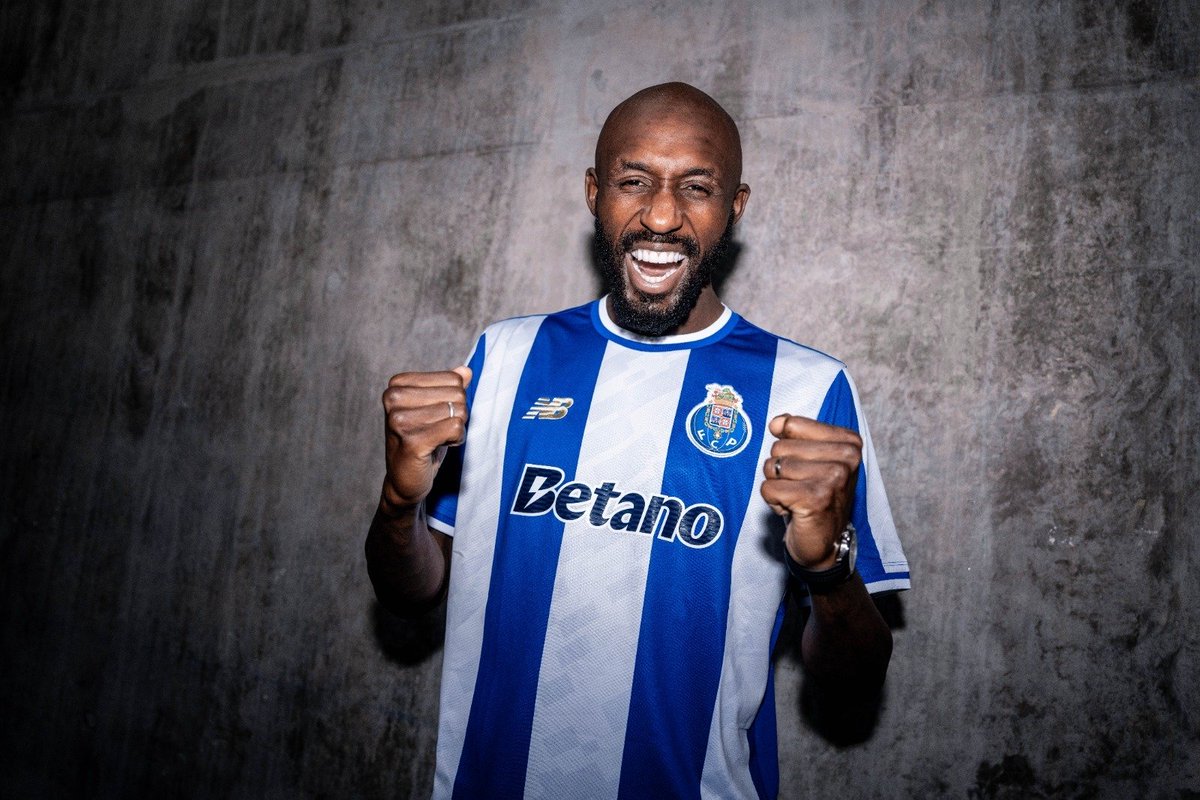 dragaoinsight's tweet photo. 30 de Junho de 2026.
Oficialmente, o último dia de contrato com o FC Porto.

Fecha-se um ciclo, mas fica o titulo!

Obrigado por tudo, campeões.
O Dragão nunca esquece quem lutou por ele. 💙 https://t.co/uEnz9s8bc7