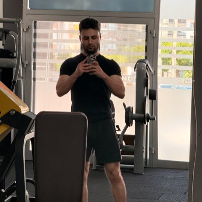 magicejx's tweet photo. #YeniProfilResmi https://t.co/mZrsUVA9TX