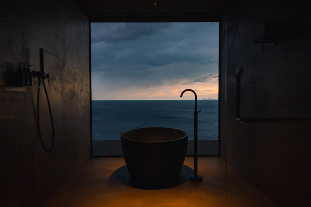 goho___'s tweet photo. 淡路島にある「Nook(ヌーク)」って貸別荘
非日常を体現してるかのような場所
今年いきたい https://t.co/ZEzwWgmbtK