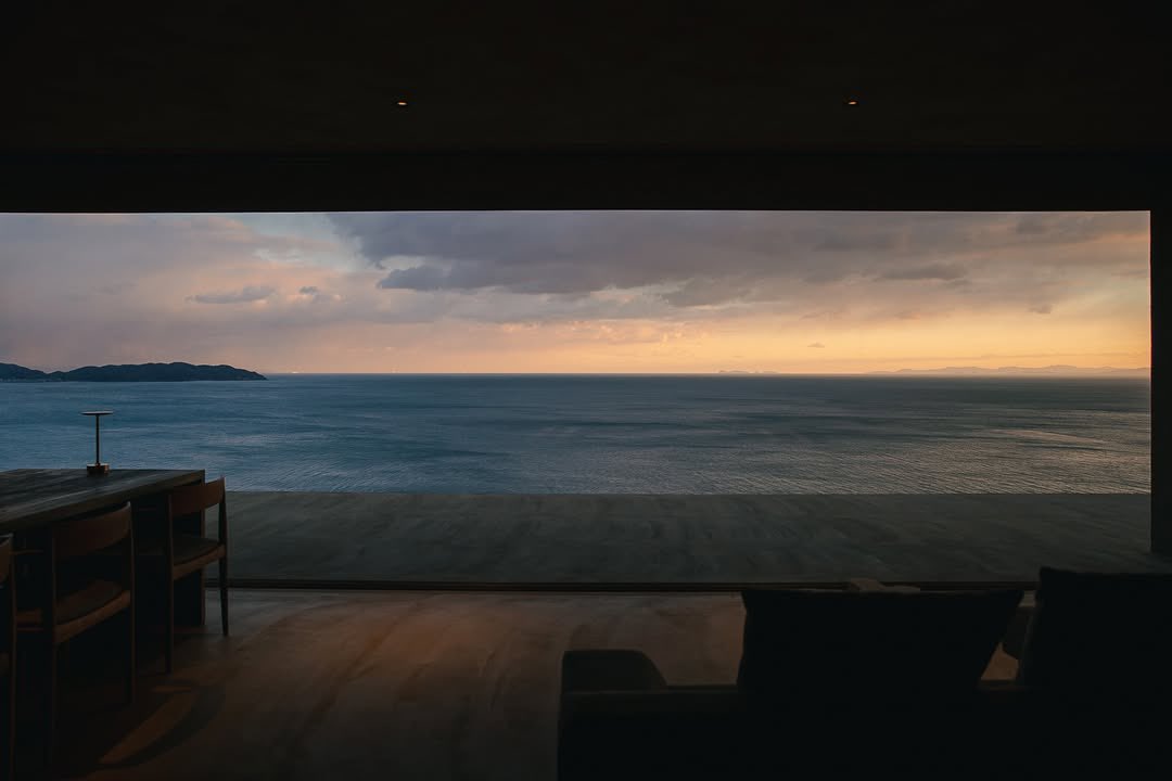 goho___'s tweet photo. 淡路島にある「Nook(ヌーク)」って貸別荘
非日常を体現してるかのような場所
今年いきたい https://t.co/ZEzwWgmbtK