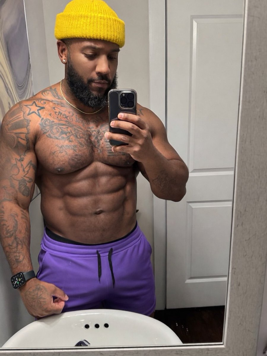IMABULLY0's tweet photo. Quiet moves. Loud results. https://t.co/NY2bwsmOSa