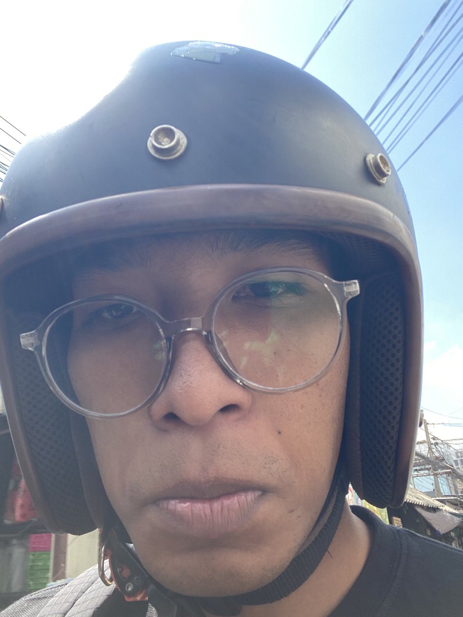 mmmvre's tweet photo. แง้นนนนนน https://t.co/hoLOPbGS4x