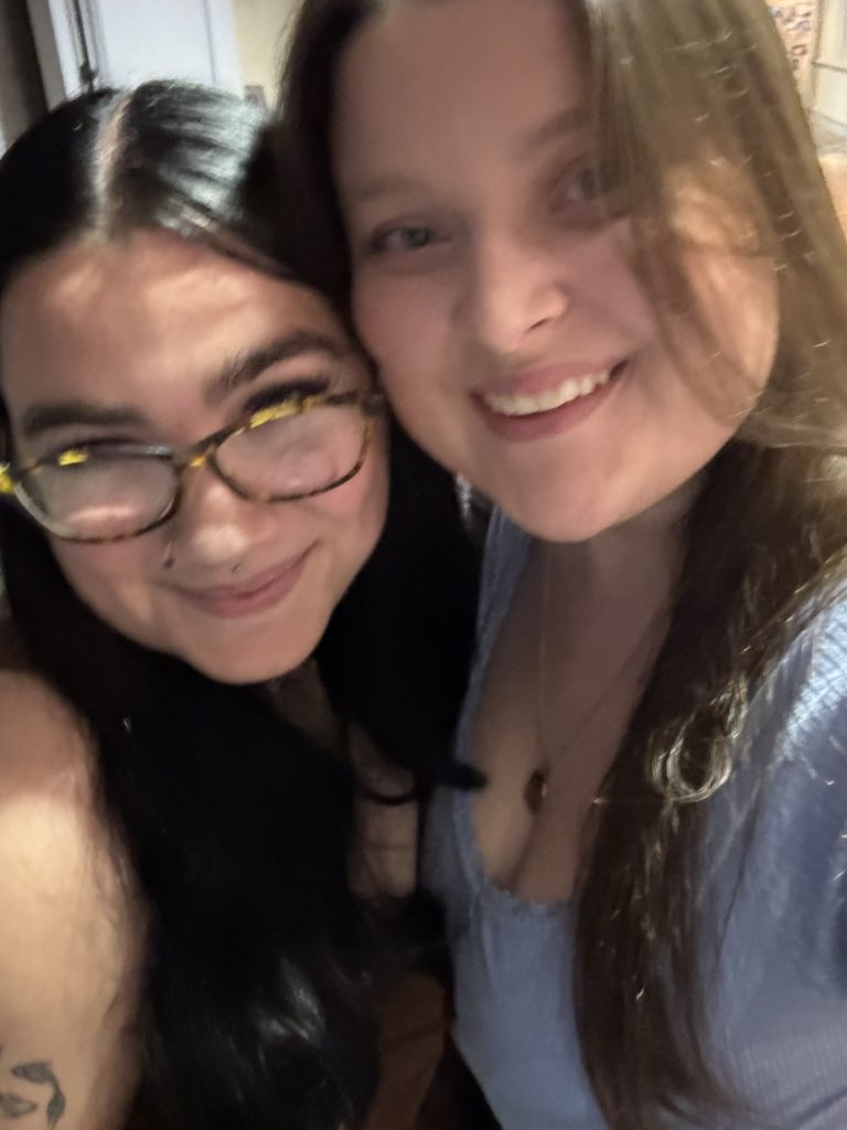 orbiterdiaz's tweet photo. one month since i saw my friends wow what if i jumped https://t.co/GK5ahOwsgi