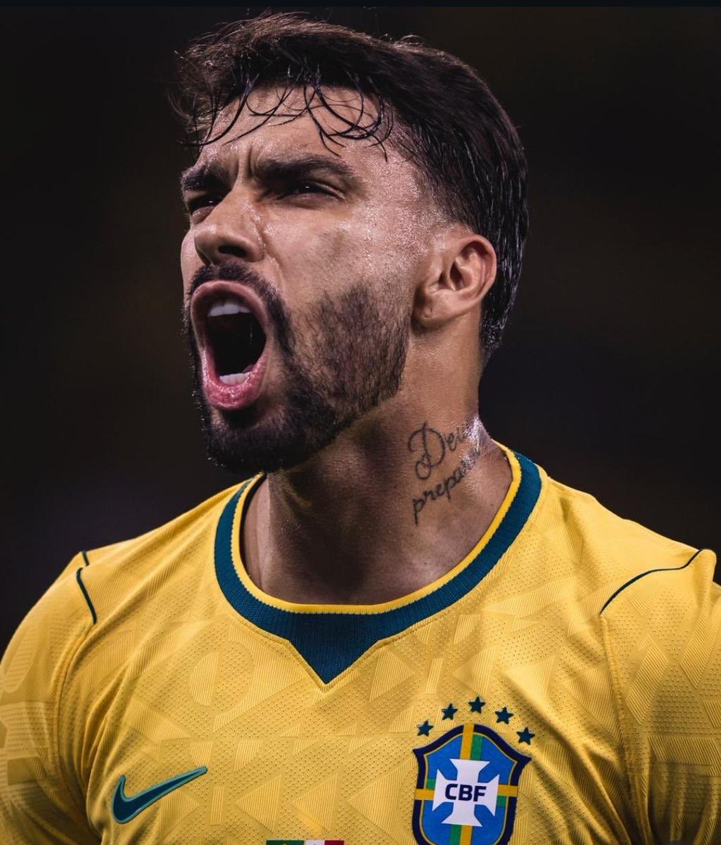 fla_infos's tweet photo. ⚠️ Exame confirma lesão muscular na coxa de Paquetá:

O atleta Lucas Paquetá passou, nesta terça-feira, por exame de imagem que confirmou lesão muscular na região posterior da coxa esquerda. 

O jogador seguirá um protocolo de tratamento intensivo, acompanhado pela equipe médica da Seleção Brasileira, visando sua recuperação e retorno às atividades no menor tempo possível.

📸 Reprodução