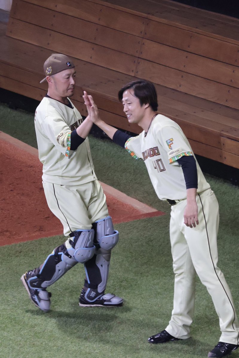 02ny14mo's tweet photo. 2026.06.30

勝利の瞬間🫸🏻🫷🏻🩵

#島本浩也 
#達孝太 
#lovefighters https://t.co/VFnL13n2IJ