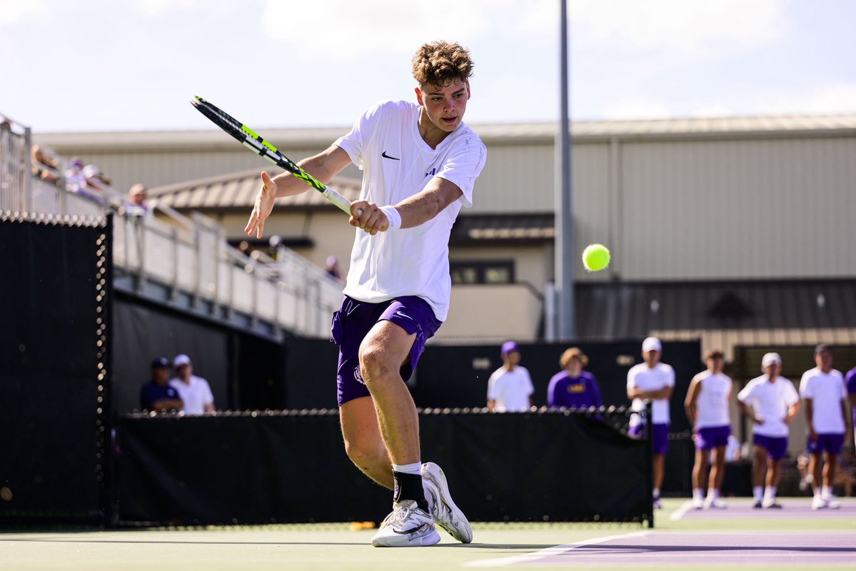 LSUTennis tweet picture