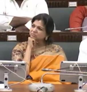 sakaskarthik003's tweet photo. பெண்கள் பாதுகாப்பு குறித்து பேசும் திரு.சொளமியா அண்புமணி அவர்கள், ஆணவக்கொலை செய்யபட்ட  பெண்ணிற்கும் பேசுவார்களா, சட்ட மன்றத்தில்?

ஆணவ கொலை சட்டம் வேண்டும் என்றாவது பேசுவார்களா?
@Sowmiyanbumani 
@draramadoss https://t.co/4iFHiMUn2U