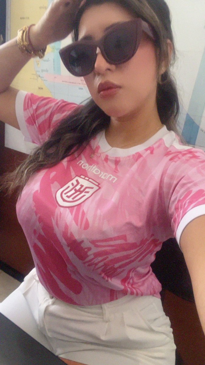 NairobiNegrete's tweet photo. Ecuador 🇪🇨 🌸🧠💕#mundialdefútbol2026 https://t.co/vIkeO5xw9F
