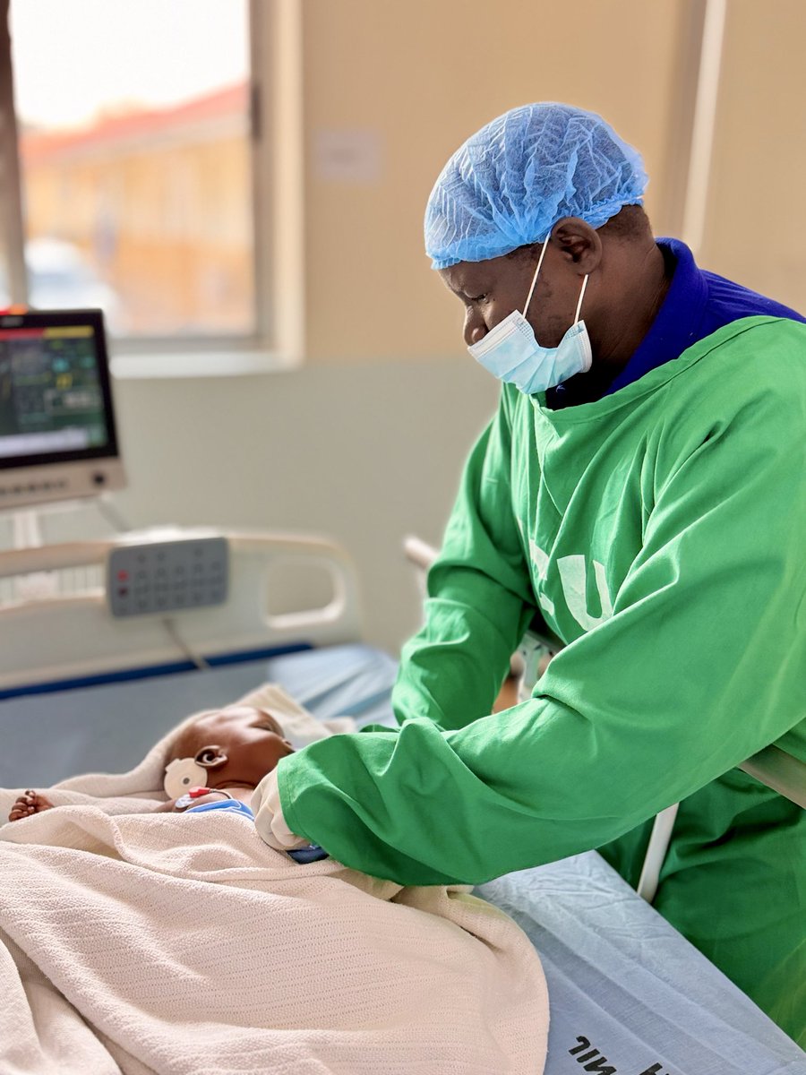 HeartUganda's tweet photo. Day 2 has been another successful milestone!

The six children who underwent surgery yesterday are recovering well in the ICU at @JinjaRRH.

Today, our team successfully completed six more closed-heart surgeries, bringing the total to 12 life-changing procedures completed so far and restoring hope to 12 families. 

With 9 more children ready to receive these life-saving surgeries at no cost, we remain committed to ensuring every child gets the chance to live a healthier future. 🤝

#DontMissABeat #JinjaCamp #UHI