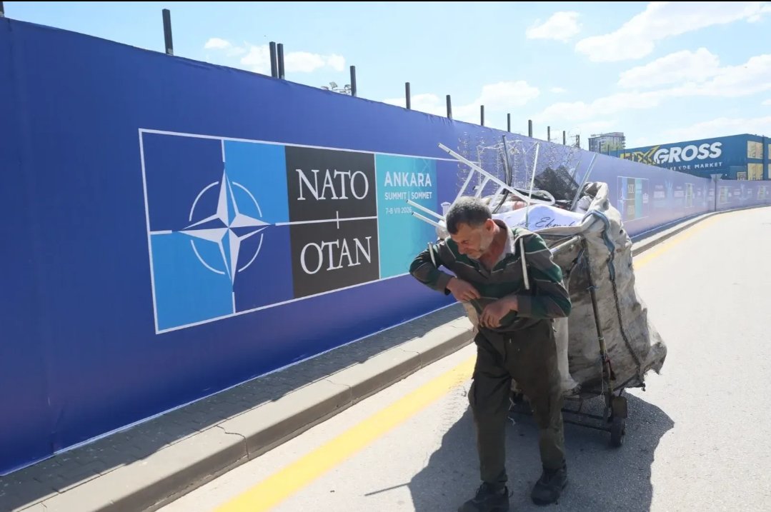 mkcoskun's tweet photo. Ankara'da "Truman Show" çekimleri başladı. https://t.co/ggyZWfSpmC