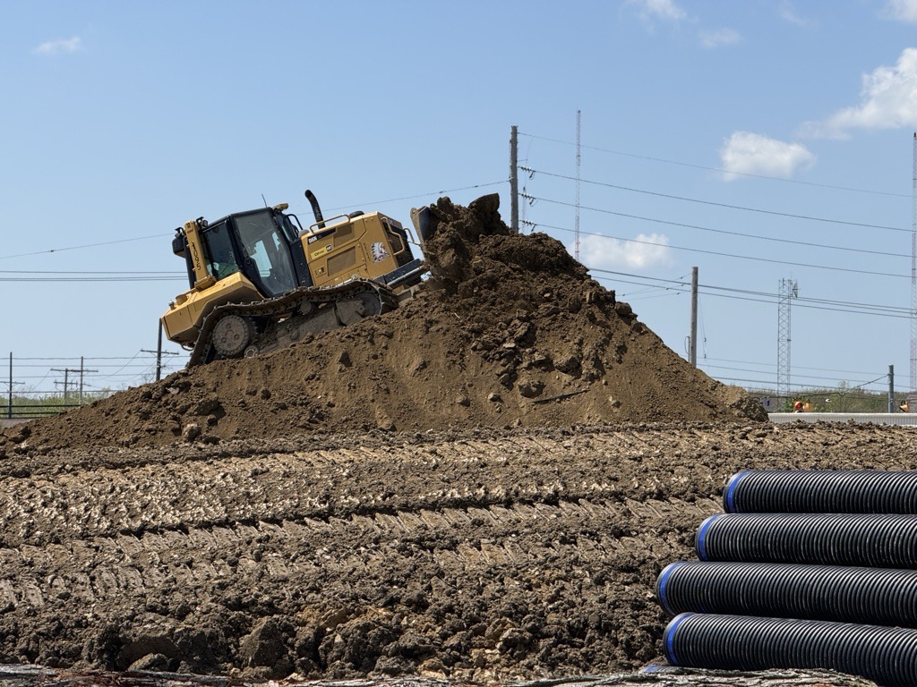 OhioCAT1's tweet photo. Moving dirt and getting it done 💪
This Cat dozer is hard at work out at the Broadview Heights Fire Department—helping lay the groundwork for what’s next. 🚧
#OhioCat #MovingDirt #BuiltForIt #FireDept https://t.co/8jxMLQInbr