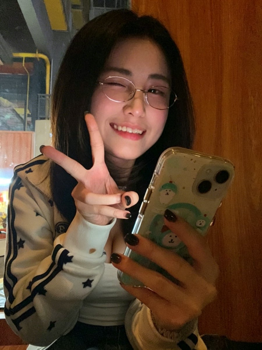 1GeGuGexh's tweet photo. watta https://t.co/Ra8yAwpnT5