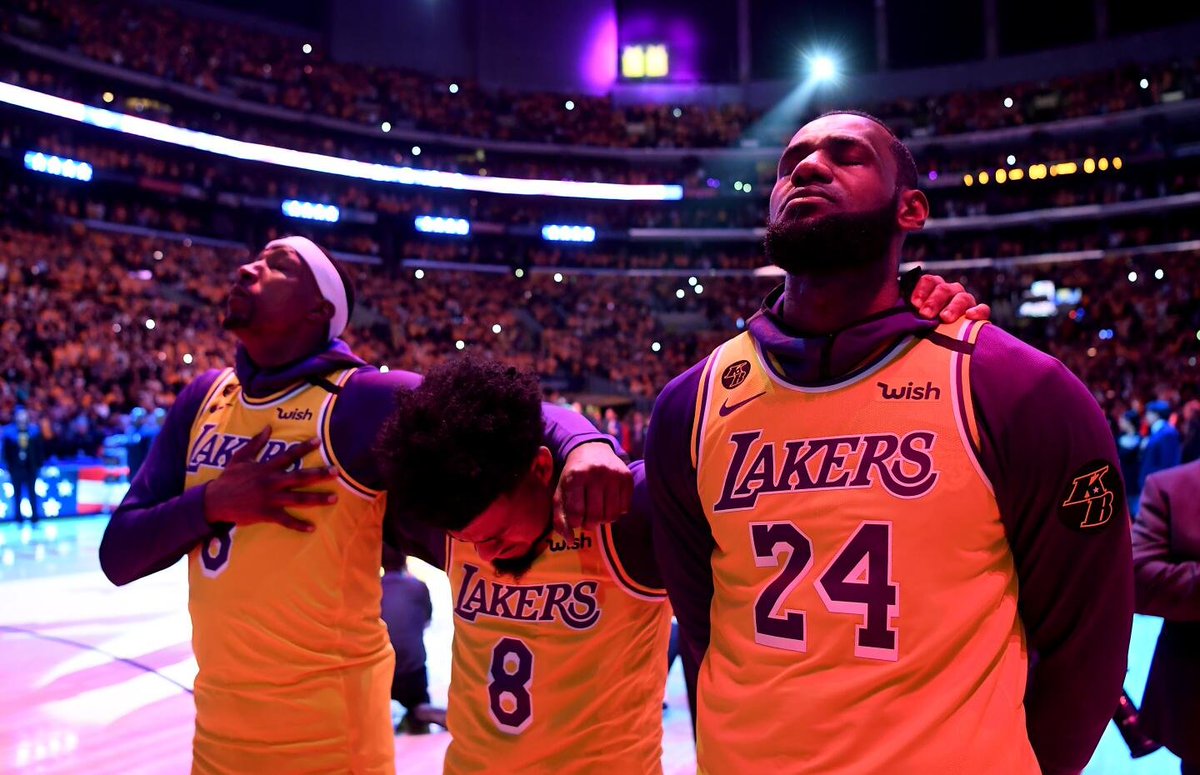 NBALAKERSBLOG's tweet photo. En un año que todos queríamos olvidar, LeBron nos dio algo para recordar, por siempre.

Gracias @KingJames 💜💛👑🐐 https://t.co/LIFTpcj7Pr