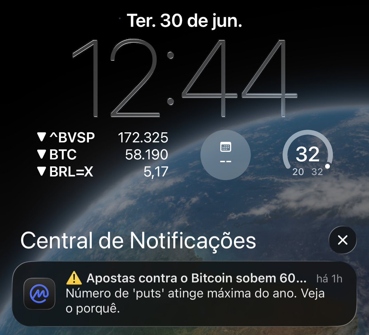 mvinvestiments's tweet photo. Pensando friamente que: a maioria dos traders erram os trades, e que o custo do bitcoin está abaixo do custo de produção do bitcoin, onde está o erro? 

R: acumule bitcoin.
Dúvida? Compre pela corretora internacional o ativo IBIT. https://t.co/0a9OoKNbjI