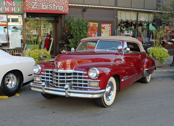 Victoria86lz1's tweet photo. 1947 Cadillac Series 62 Convertible Coupe . https://t.co/eZ9kCCm9Lj
