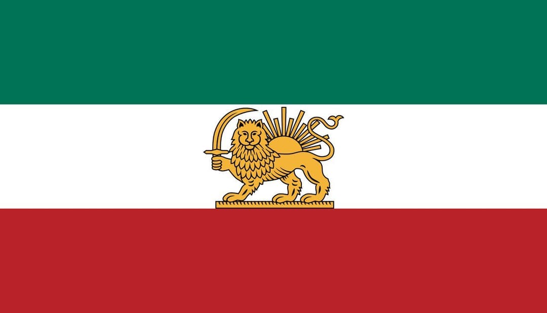 ariaban_84's tweet photo. ای پرچمت مارا کفن https://t.co/uPFNR77TJe