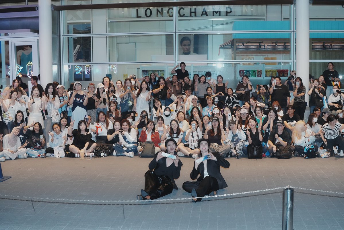KickStart_ent's tweet photo. Thanks to @WeTVThailand for your trust and for giving Yesterday The Series the opportunity to connect with audiences.

Thank you to every fan for your unwavering love, support, and every vote. This achievement belongs to everyone who has been part of this journey.

𝑨 𝒔𝒉𝒂𝒓𝒆𝒅 𝒎𝒐𝒎𝒆𝒏𝒕 𝒐𝒇 𝒑𝒓𝒊𝒅𝒆 𝒇𝒐𝒓 𝒆𝒗𝒆𝒓𝒚𝒐𝒏𝒆. 
💙 Viral Hits Series BL Award
❤️ BL Couple: People’s Choice Award

FORTPEAT X VIRALHITS
#LoveMomentAwards2026xMeMindY