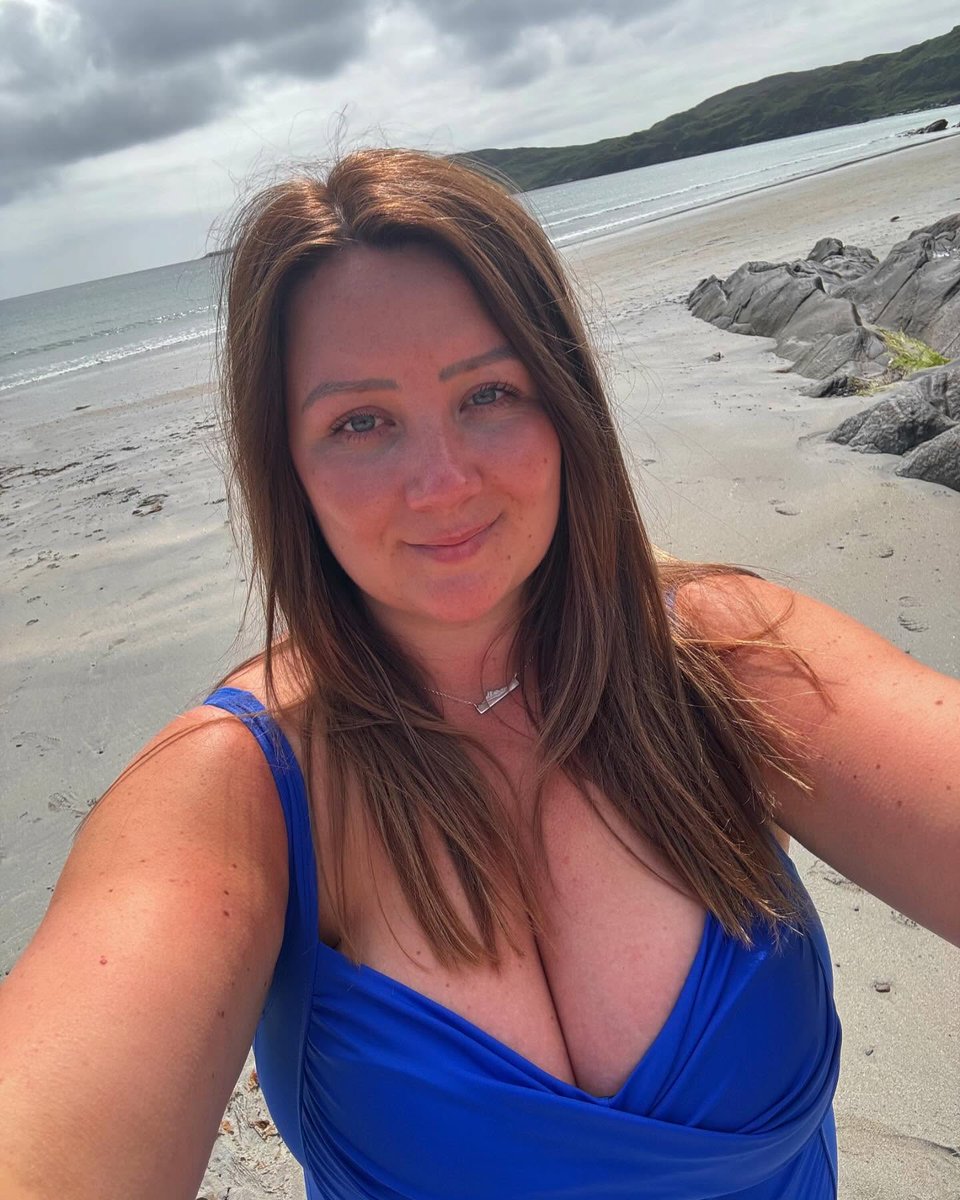 ShereeMcAlpineX's tweet photo. Would you fuck me in front of my ex? https://t.co/RETPWTC3sE https://t.co/zxaqkFcw2b