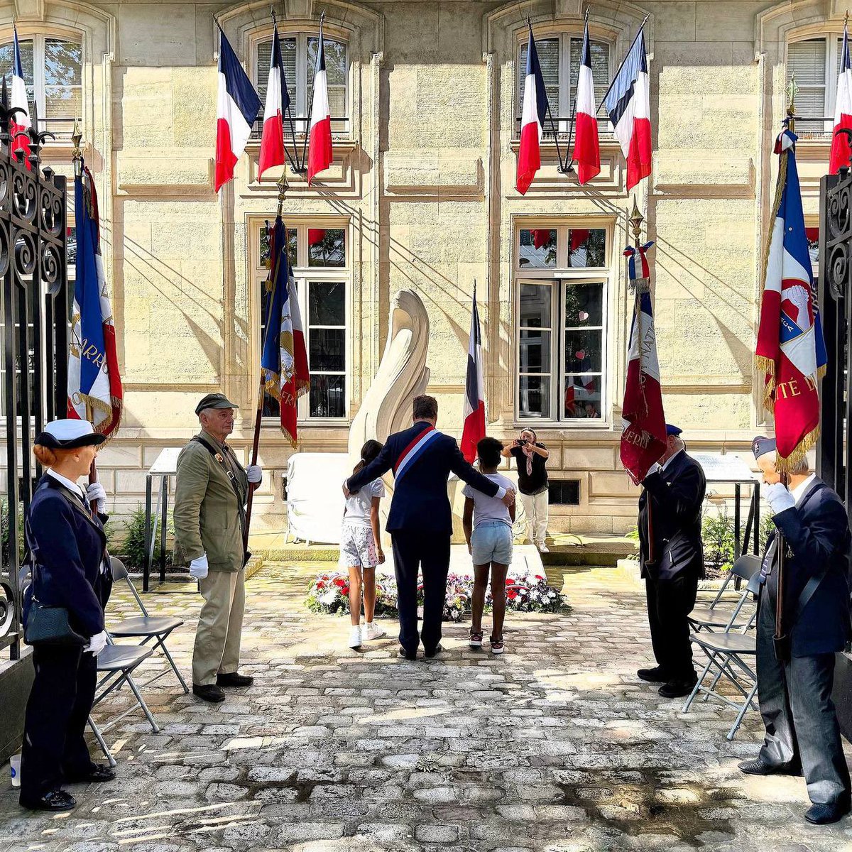 SylvainMaillard's tweet photo. 🇨🇵 Retrouvez ma lettre du député - Juin 2026 - en cliquant sur ce lien 
⤵️
https://t.co/wQElW92QCl

#Paris #Paris1 #Paris2 #ParisCentre #Paris8 #Paris9 #Circo7501 https://t.co/v6G08BfWM4