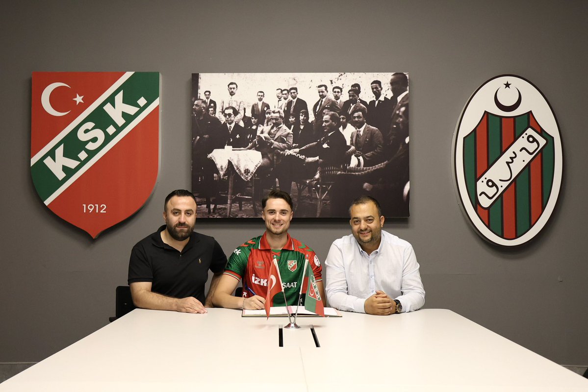 KarsiyakaSK's tweet photo. Geçtiğimiz sezon formamızı başarıyla terleten orta saha oyuncumuz Alpay Eroğlu ile 2026-2027 sezonu için yeniden anlaşmaya varmış bulunmaktayız.

Yeşil-kırmızı armamız altında mücadele etmeye devam edecek olan Alpay Eroğlu’na başarılarla dolu bir sezon diliyoruz. 💚❤️ https://t.co/HWFT217ytT