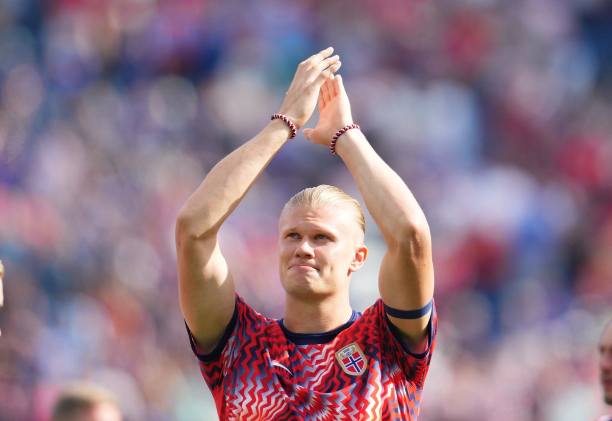 ActuFoot_'s tweet photo. CINQUIÈME BUT DANS CETTE COUPE DU MONDE POUR ERLING HAALAND 🇳🇴. 👽

⚽️⚽️⚽️⚽️⚽️ https://t.co/oVlxI18vDs