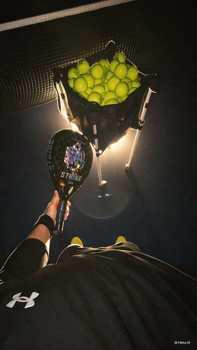 93xrv's tweet photo. Back at Padel 🎾 https://t.co/d3wUUYGs7L