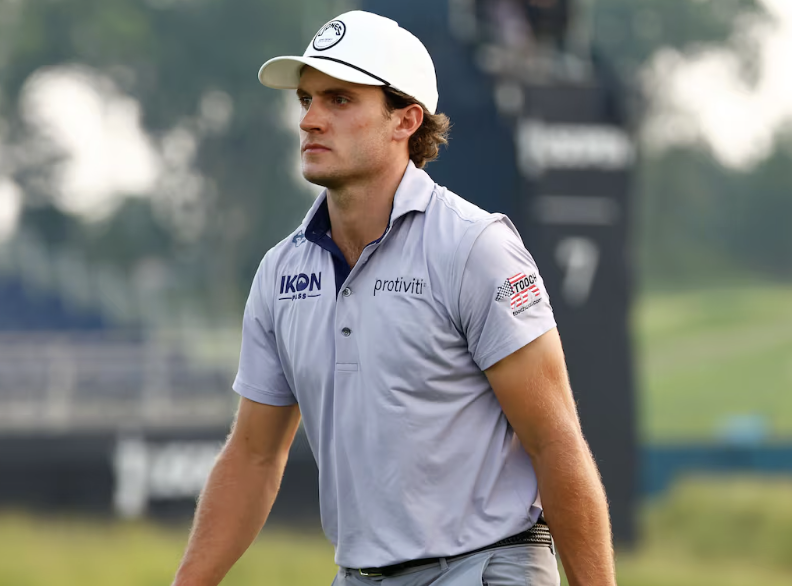 BrentleyGC's tweet photo. James Nicholas is currently leading by a shot at Burnham and Berrow. 

Should he get through, he'll become, by my count, the first player to final-qualify for both #TheOpen and #USOpen in the same year since Brandon Wu did so in 2019 as an amateur. 

Wu, who was the first amateur since Joe Carr in 1967 to accomplish the feat, is from the same hometown as Nicholas – Scarsdale, New York.

But there's more... four others could join Nicholas today: Caleb Surratt, Peter Uihlein, Angel Hidalgo and Matthew Jordan!