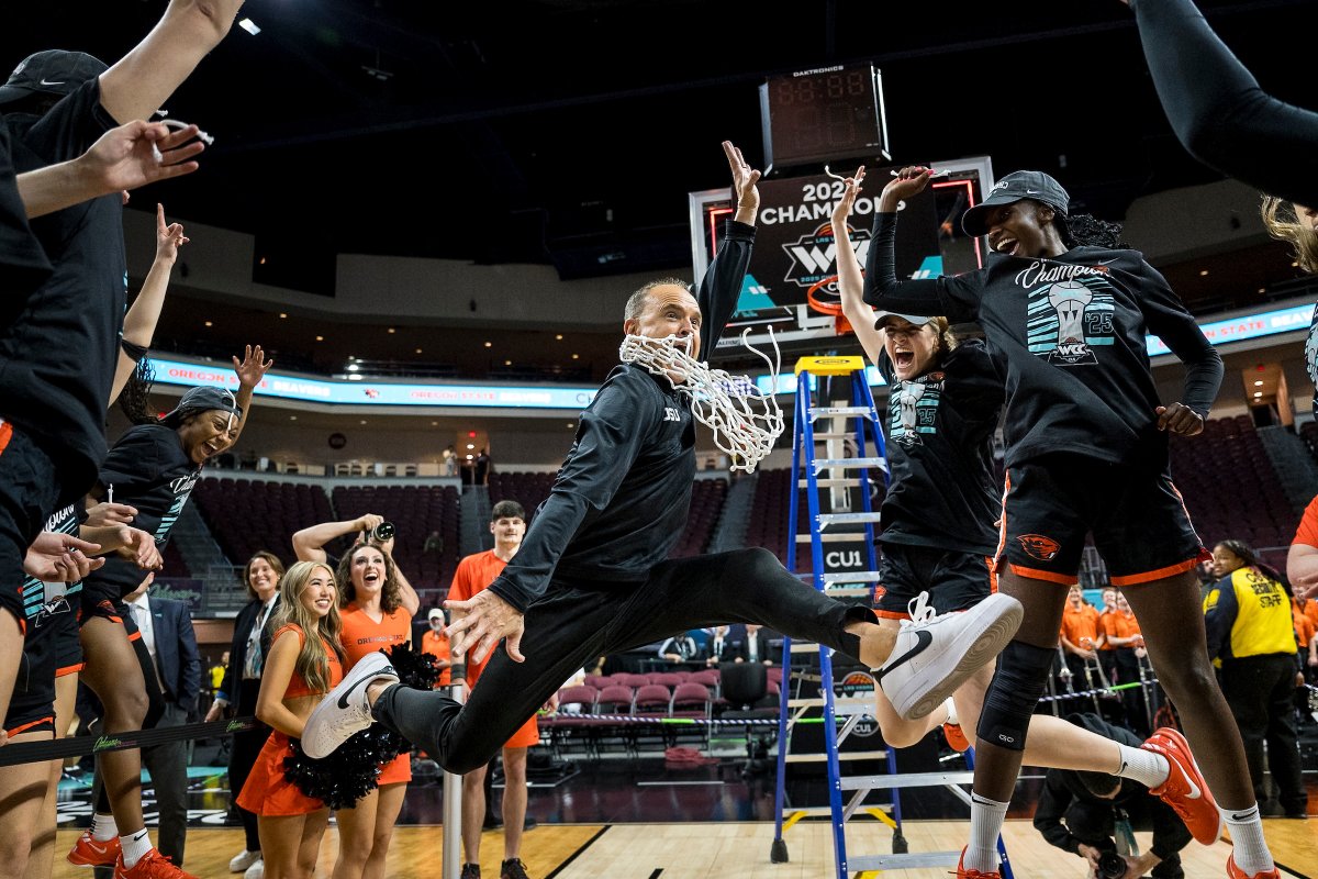 BeaverWBB's tweet photo. Sixteen years ago today, @CoachRueck became our head coach.
What's your favorite memory from the last 16 seasons? ⤵️ https://t.co/mzKjAlTbyl