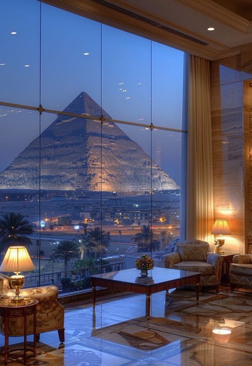 viewsoff's tweet photo. A hotel room in Egypt https://t.co/ZU61VnjCox
