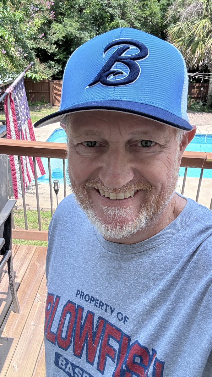 wisedrjr's tweet photo. Today’s “Trucker Tuesday” hat is the @GoBlowfish “B” home trucker! A clean design that deserves to also be an on-field fitted one day!

#HOTDTheMayor 
#365DaysOfHats #Day181 #DHCSportsShow https://t.co/Pcimv6iCFh
