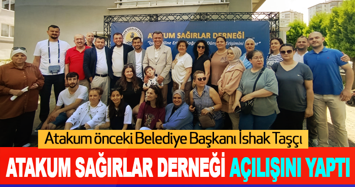 recepyazgan01's tweet photo. 🤟 Atakum Sağırlar Derneği kapılarını açtı! Önceki Belediye Başkanı İshak Taşçı'nın katıldığı açılışta erişilebilirlik, eşit haklar ve işaret dili eğitimi vurgusu öne çıktı.
#Atakum #Samsun #İşaretDili #EngelsizYaşam #STK
https://t.co/Cdxv7JtXjx https://t.co/MrHvloWcVE