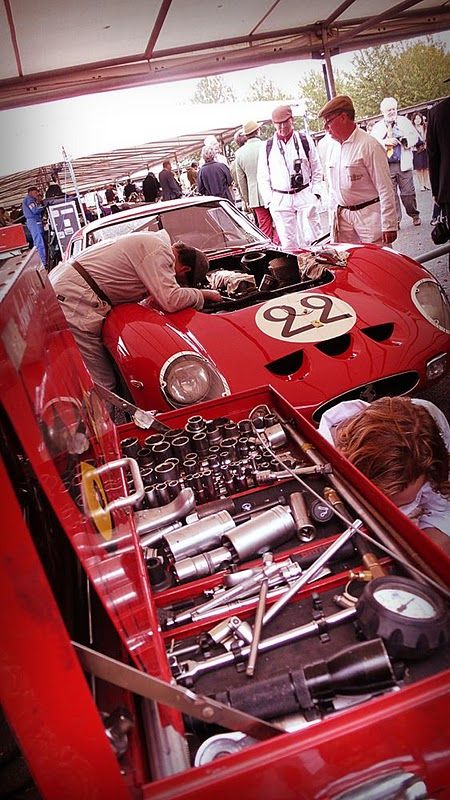 GordonMercedes9's tweet photo. #ToolboxTuesday #GTO π§πͺ π https://t.co/EFvLyfWKNr