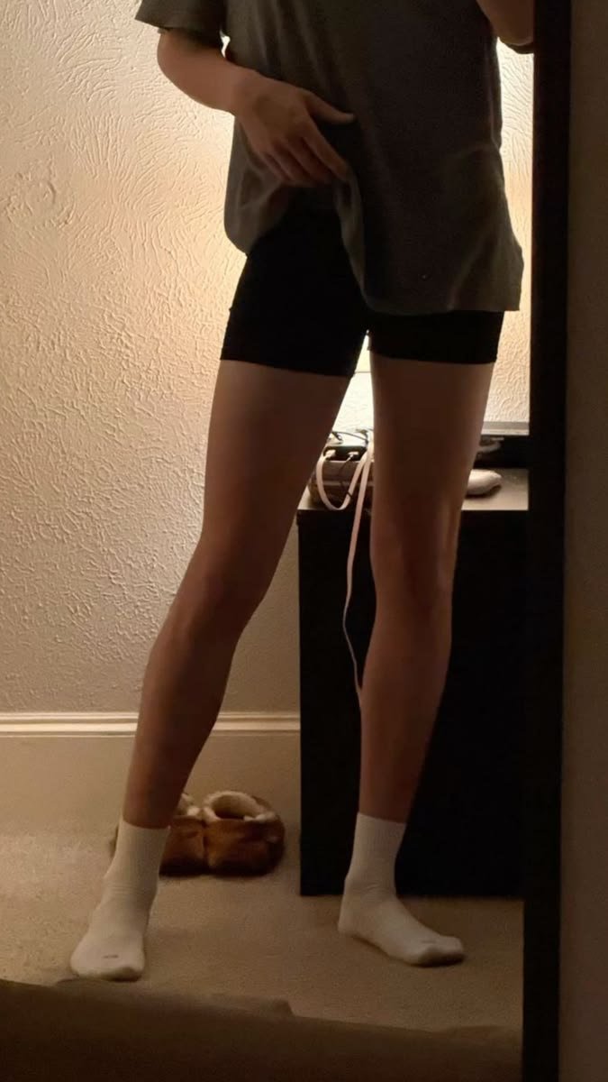 LDWKDEMON's tweet photo. Господи, как будто с блядушни домой вернулся. Сегодня решил официально: завтра выходной. Значит весь день сплю. А то дневная дрёма совсем мешает работоспособности. https://t.co/sEOiLTJvlq