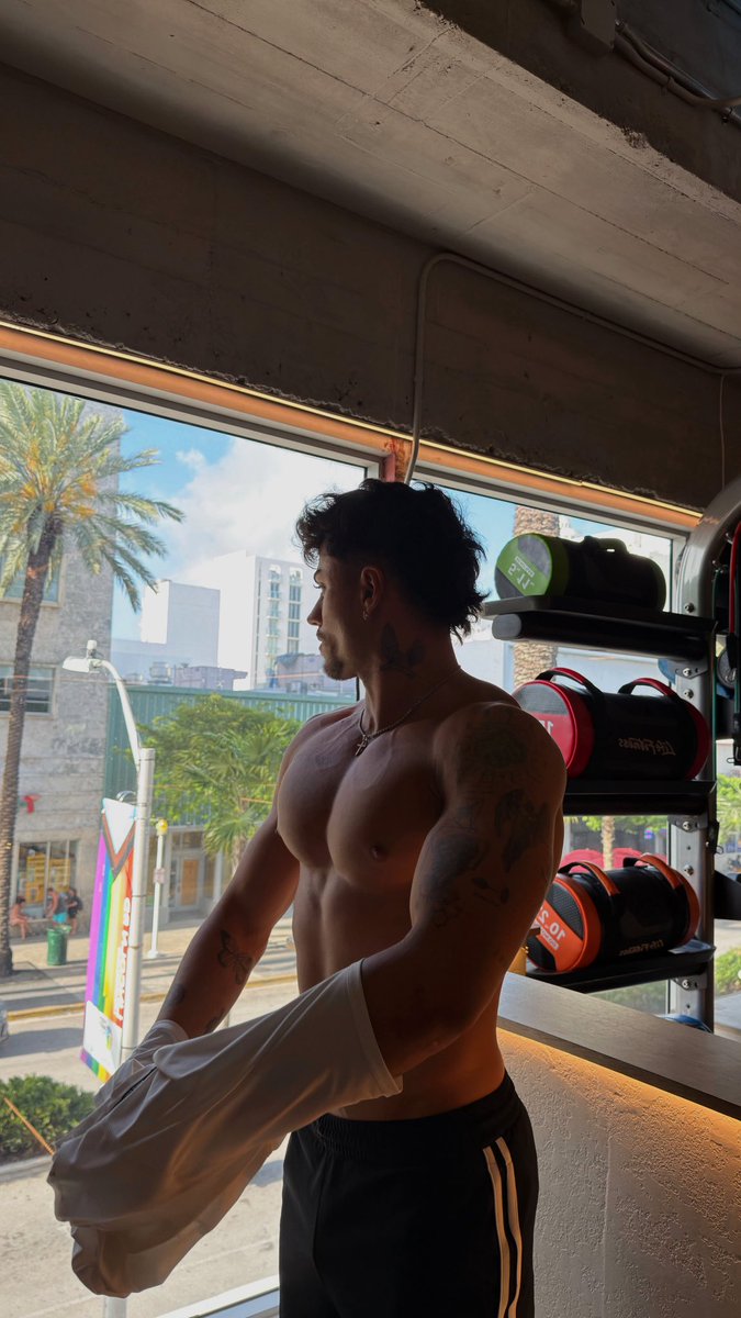 Augustoniello's tweet photo. Gym done ❤️‍🔥 https://t.co/rnfaF9559m