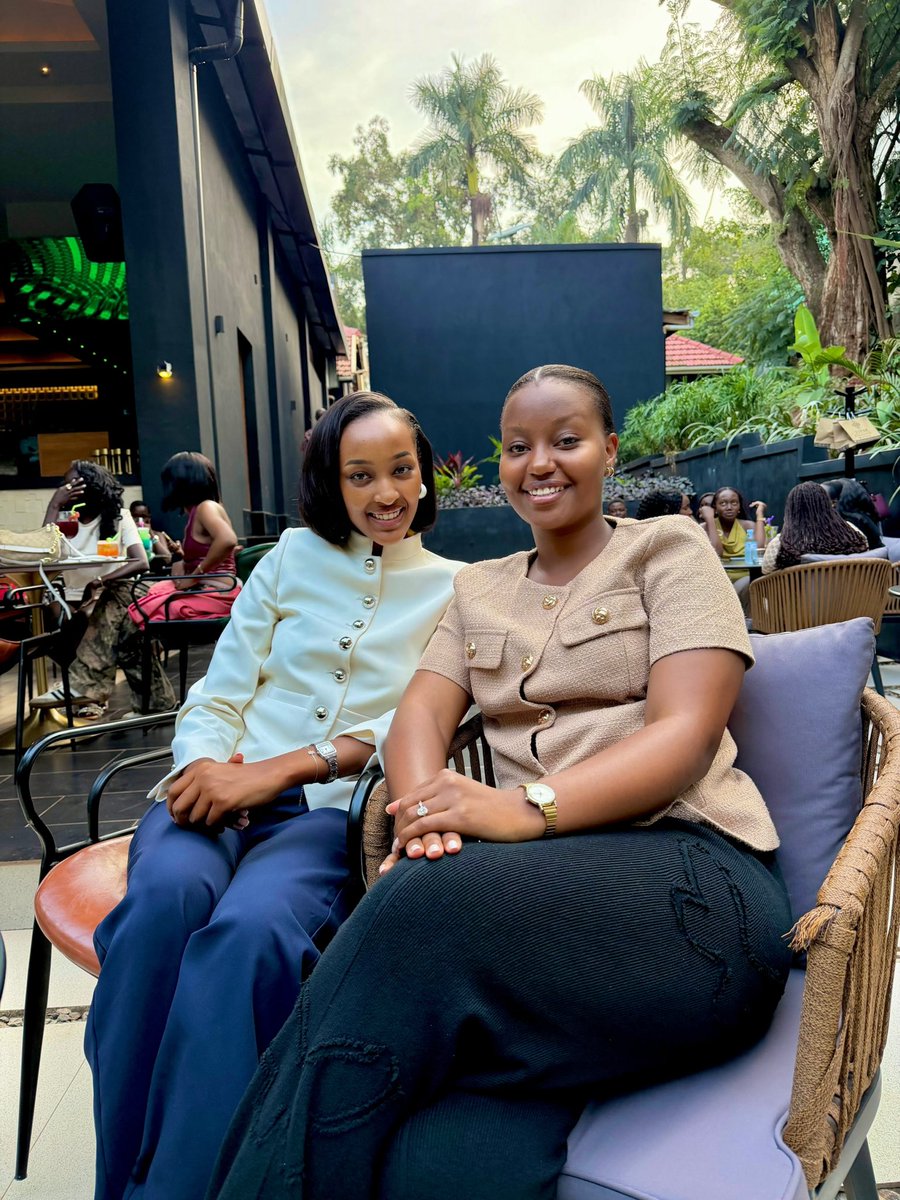 HannahKarema's tweet photo. 🤍🤎@JuliaMuhumuza https://t.co/XAIRdgm0Oj