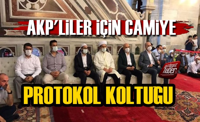 SelimCaner13's tweet photo. @ayezahideerol @sevdaturkusev Ayşe hanım yazdıklarınıza sonuna kadar katılıyorum. Ama iktidar partisinin bakanı her cuma ayet sallıyorum deyip ayetlerlerle dalga geçerken, camii'lerde yapılan siyasi konuşmalar ve düğünlere ses edemeyenler sırf muhalif diye bir gence topluca saldırmaları sadece iki yüzlülüktür https://t.co/x7dPhuqZs3