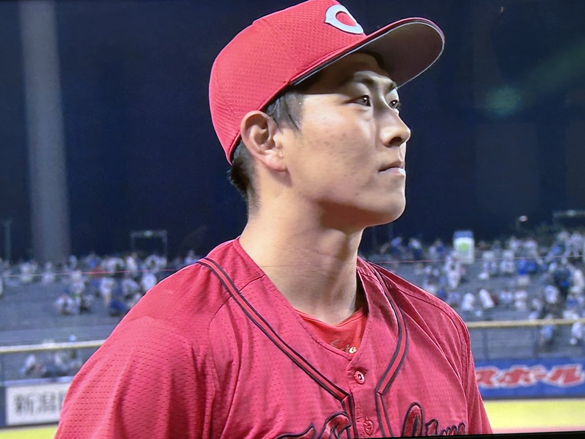 goyababy's tweet photo. こいほー🎏🎏🎏
大逆転勝利🏆
9回の猛攻😆
イェーイ
新潟で勝ったぞ👍
今日のヒーローは逆転タイムリーの佐藤くん
初々しい😊
＃carp 
＃ハードオフ新潟 https://t.co/3RVJVrUcEu
