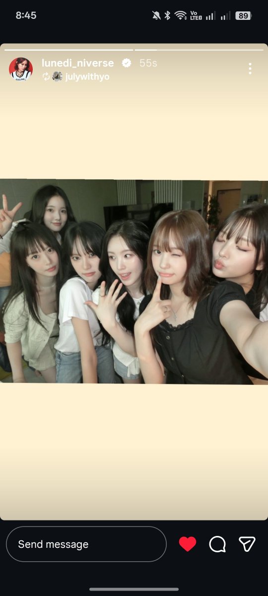 prodbyjiyoon's tweet photo. My family ☹️☹️☹️☹️☹️☹️ https://t.co/QSKEU8ssyY