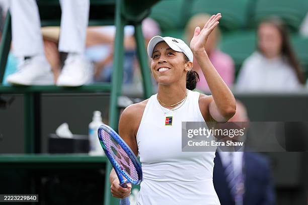 TheTennisTalker's tweet photo. Former Australian Open champions Keys 🇺🇸 and Kenin 🇺🇸 battle through to Wimbledon round 2 

Sofia takes out Marcinko 🇭🇷 7-6 6-4 

Madison takes out Day 🇺🇸 6-7 6-4 6-3 

Can Madison Keys mount a title bid? Needs to find better form https://t.co/QiwtKClg6T
