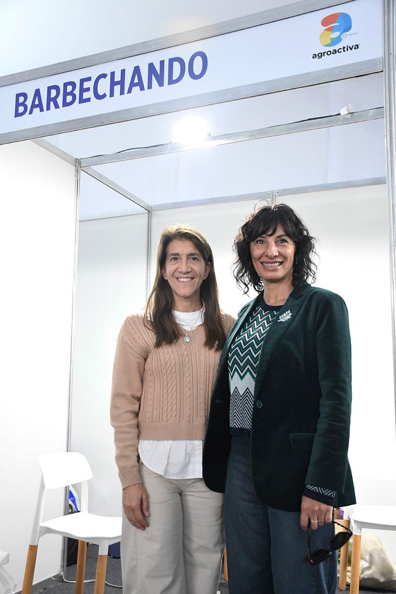 AgroActiva's tweet photo. 🌾 Agroactiva no es solo la muestra más grande de Latinoamérica. Es donde el agro argentino piensa su futuro.
En esta edición dijeron presente CREA, FAA, Coninagro, CRA, Barbechando, CAFMA, FACMA y Aapresid, con debates sobre competitividad, juventud y economía. https://t.co/wrHlXzSMhV