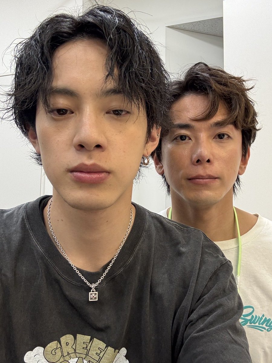 monaki_official's tweet photo. ケンケンです🗡️
「TikTok上半期トレンド大賞2026」の大賞にモナキが選ばれました！
大賞を受賞することができたのはみなさんが、モナキでたくさん遊んでいただいたお陰です！

改めて、本当にありがとうございます🙇🏻

モナカマのみんなはもちろんのこと、TikTokを機に知っていただいたみなさんも、引き続き遊んでいただけると嬉しいです！

虚無ピンクと虚無メンバーを添えて

では！

#モナキの日常
#山本さん日記始めました