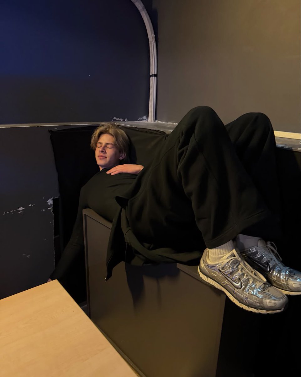 dodowayra's tweet photo. @SamsunDemir 

don't let my pookie die🥺🥺 https://t.co/V4AwXM474f