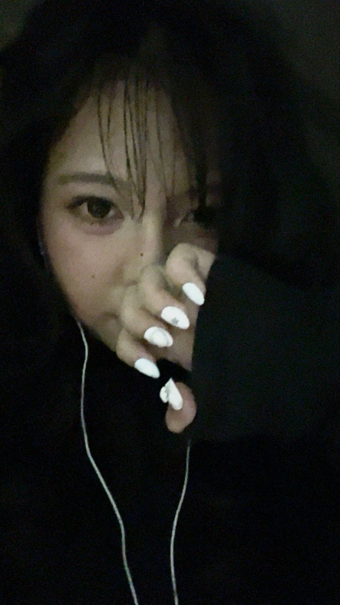 whdytm's tweet photo. got my nails done &amp; some matchaaaaaaaaaaaaaaa ^_____^ https://t.co/C3UzXjtegT