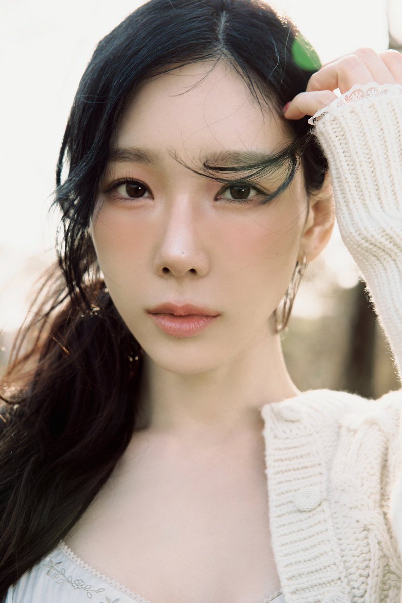 kchartsmaster's tweet photo. “Bansanka” by TAEYEON debuts at #70 on MelOn Daily Chart. https://t.co/tSL8Cf5Ywn