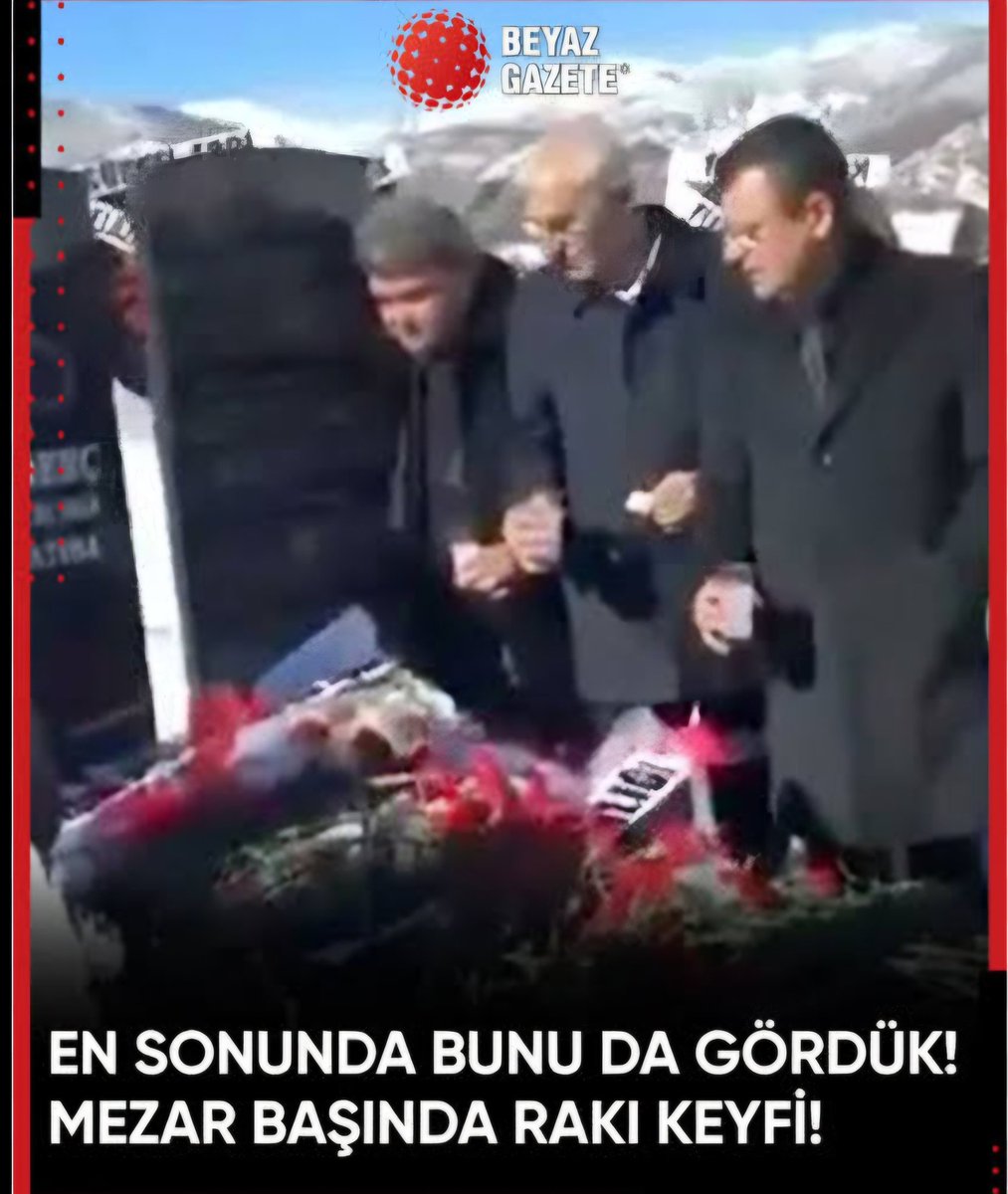 Mehmet734202's tweet photo. #Kafire sormuşlar
Allah 'a, Kur'an 'a ve peygamberine şaka yollu hakaret ettik kızdılar diye
#Kafir cevap vermiş
Bu Müslüman lar şakadan anlamıyor bende #mezar başında rakı içtim banada kızdılar demiş
#kafir bu işte ne anlar dinden imandan ahlaktan etikden değilmi ? https://t.co/Qha7bqS7OJ